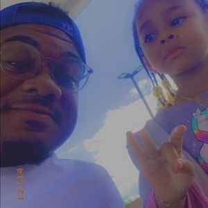 Meet your Posher, Damoin